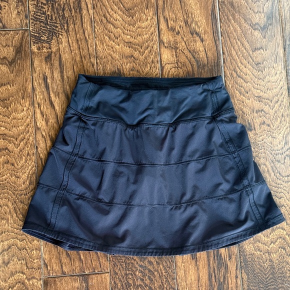 Lululemon Pace Rival skirt, size 0 tall - Picture 5 of 12